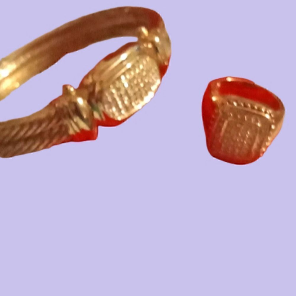 Vintage Goldtone And Rhinestone Hinged Cuff Bracelet And Matching Ring. 8.75